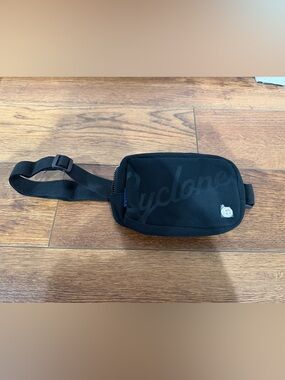 Brooklyn Cyclones Black Sling Waist Bag - Casual Crossbody